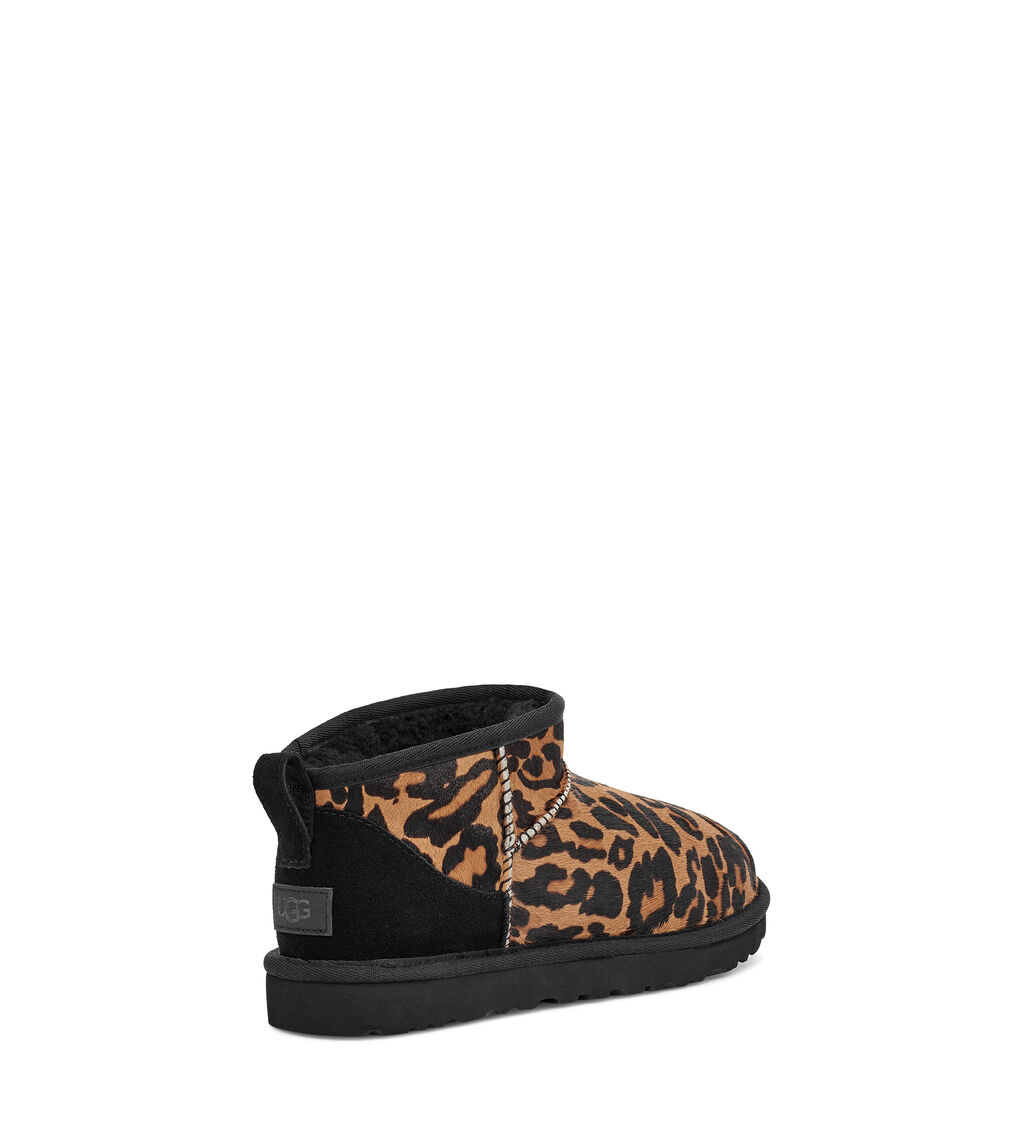 Stivaletti Boot Classic Ultra Mini Montone e Pelle Suola Treadlite By UGG